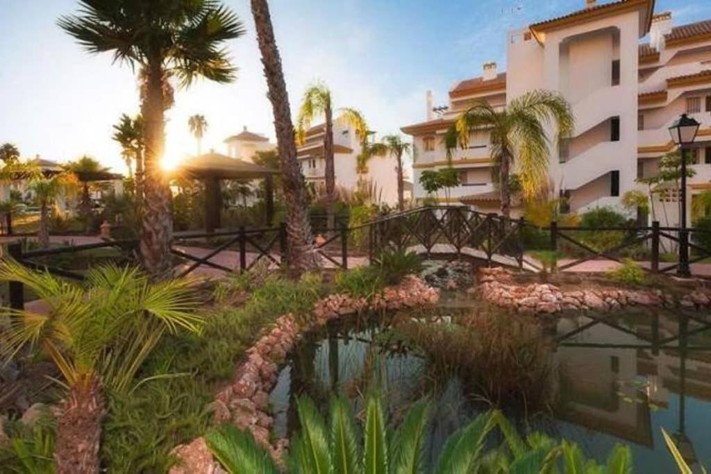 El Casa Blanca - Golf Resort In ラ・カラ・デ・ミハス エクステリア 写真