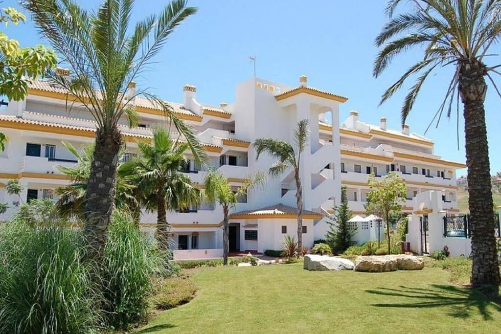 El Casa Blanca - Golf Resort In ラ・カラ・デ・ミハス エクステリア 写真